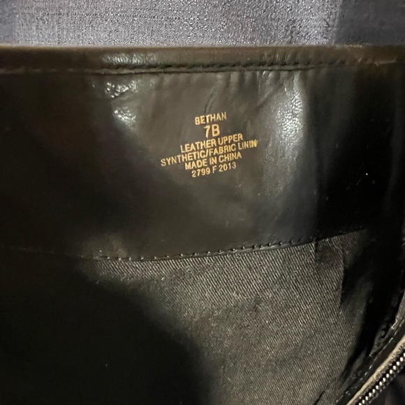 Ralph Lauren Black Leather Gold Buckles Heeled Boots SIZE 7 - Picture 2 of 4